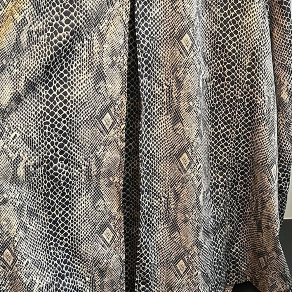 Ellen Tracy Women's Snake Print‎ Jacket Button Front Collar   2x-3x - Picture 6 of 9